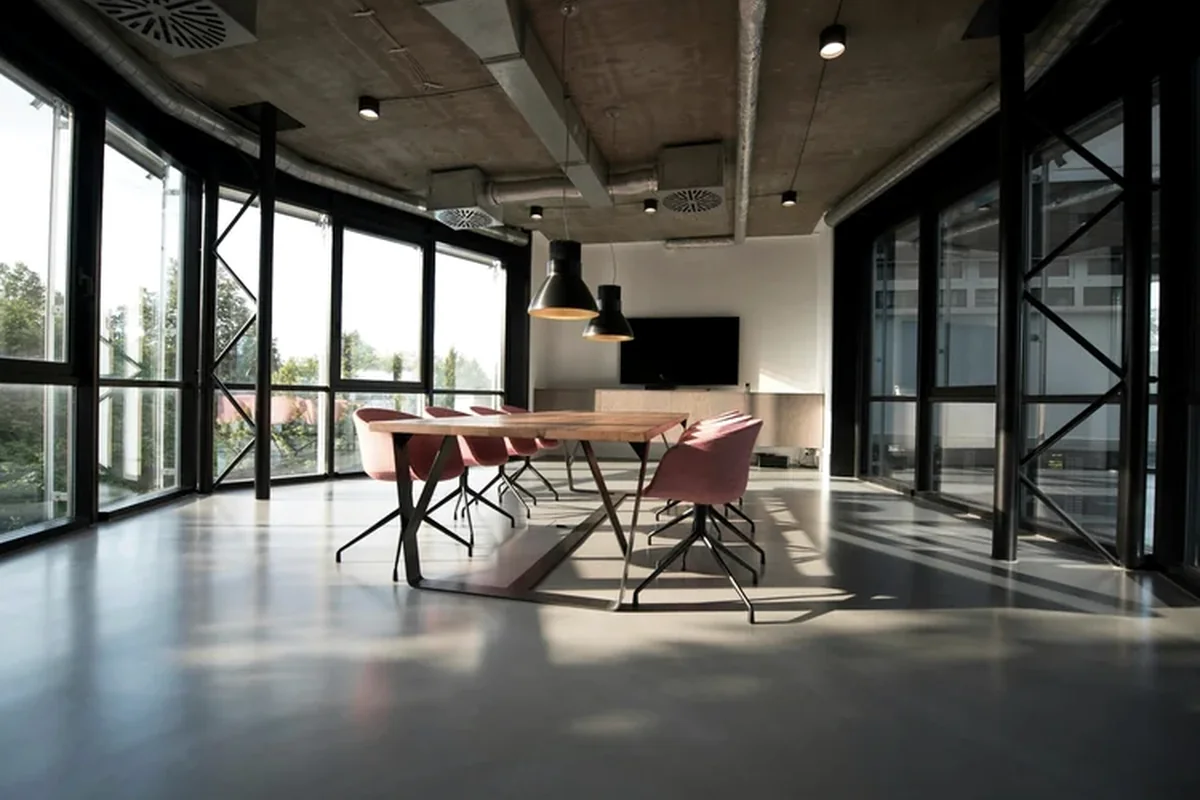 Illustrative calm consultation setting